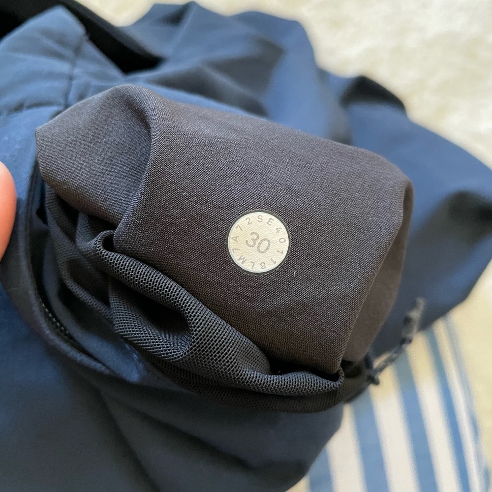 lululemon commission shorts - Picture 7 of 7